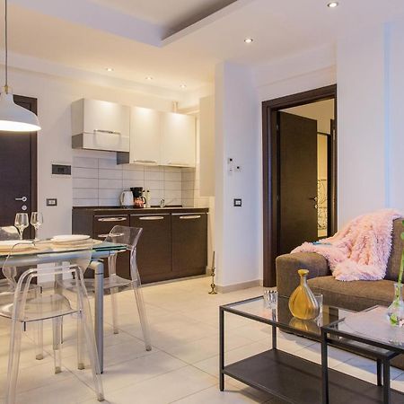 One Love Metropolitan Apartment Бухарест Екстер'єр фото
